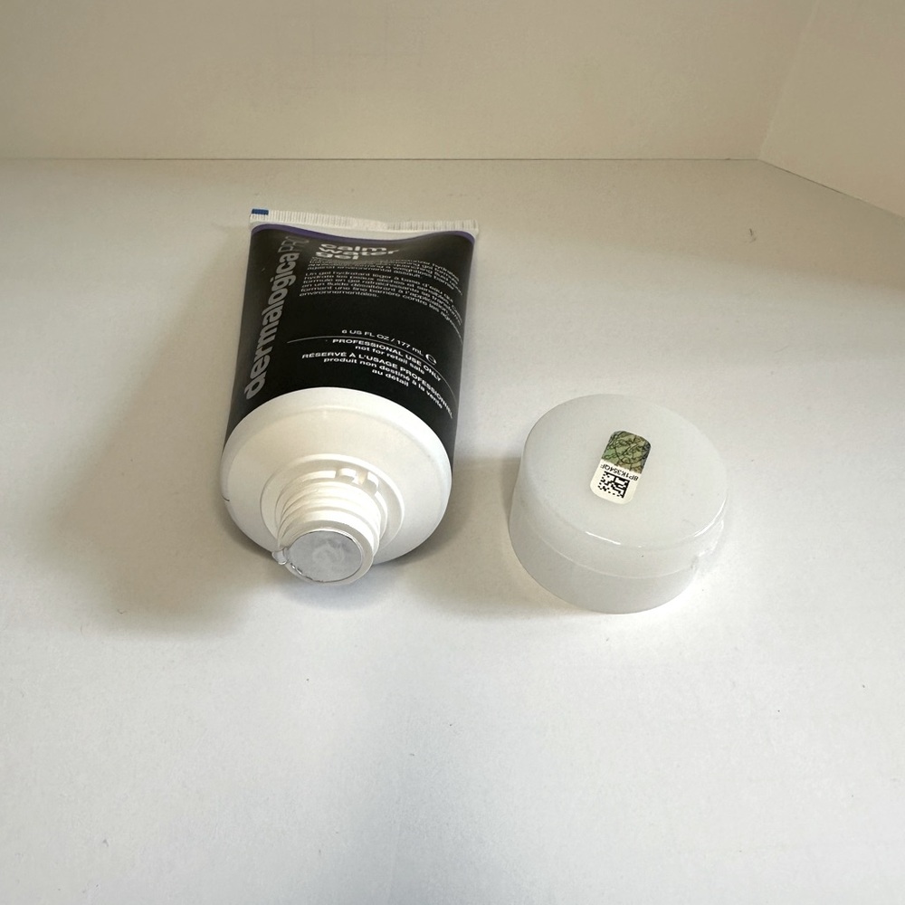 New Factory sealed Dermalogica Calm Water Gel PRO 6oz - Picture 2 of 3